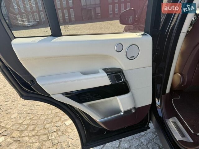 Чорний Ленд Ровер Рендж Ровер, об'ємом двигуна 2.99 л та пробігом 170 тис. км за 37000 $, фото 66 на Automoto.ua