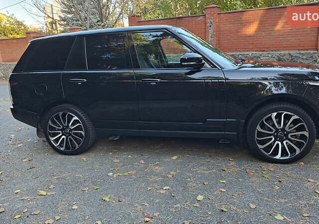 Черный Ленд Ровер Рендж Ровер, объемом двигателя 5 л и пробегом 137 тыс. км за 32000 $, фото 7 на Automoto.ua