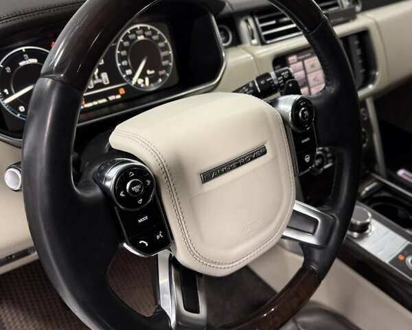 Чорний Ленд Ровер Рендж Ровер, об'ємом двигуна 4.37 л та пробігом 216 тис. км за 27500 $, фото 16 на Automoto.ua