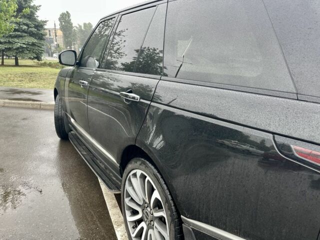 Черный Ленд Ровер Рендж Ровер, объемом двигателя 5 л и пробегом 98 тыс. км за 35000 $, фото 17 на Automoto.ua