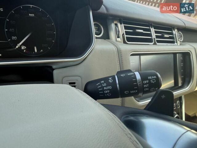 Чорний Ленд Ровер Рендж Ровер, об'ємом двигуна 2.99 л та пробігом 170 тис. км за 37000 $, фото 76 на Automoto.ua