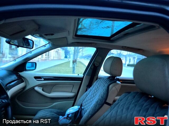 Чорний Ленд Ровер Рендж Ровер, об'ємом двигуна 4.4 л та пробігом 0 тис. км за 35000 $, фото 4 на Automoto.ua
