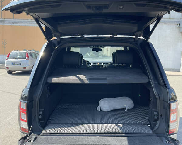 Черный Ленд Ровер Рендж Ровер, объемом двигателя 5 л и пробегом 200 тыс. км за 31000 $, фото 13 на Automoto.ua