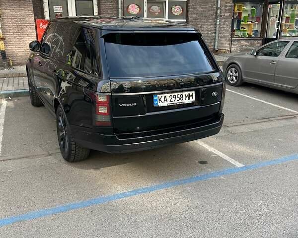 Черный Ленд Ровер Рендж Ровер, объемом двигателя 2.99 л и пробегом 137 тыс. км за 31000 $, фото 13 на Automoto.ua