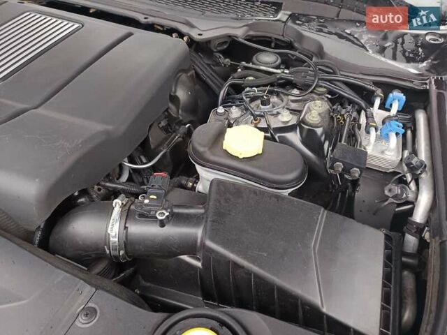 Чорний Ленд Ровер Рендж Ровер, об'ємом двигуна 4.37 л та пробігом 214 тис. км за 34500 $, фото 7 на Automoto.ua