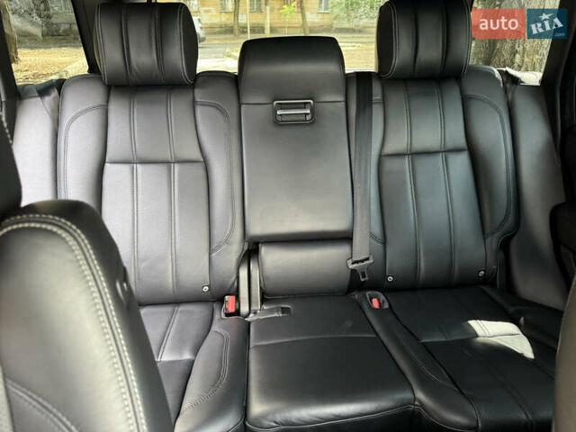 Чорний Ленд Ровер Рендж Ровер, об'ємом двигуна 5 л та пробігом 143 тис. км за 43700 $, фото 16 на Automoto.ua