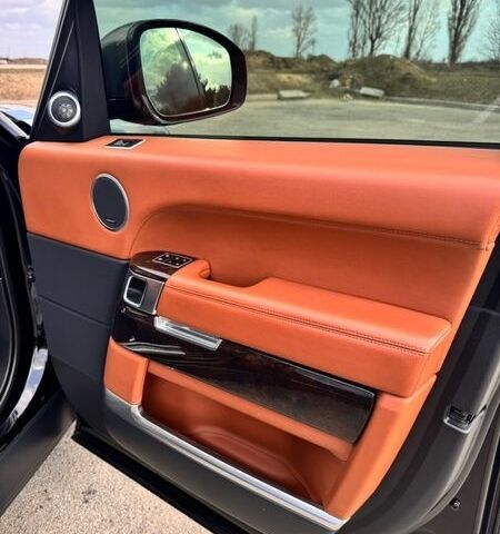 Чорний Ленд Ровер Рендж Ровер, об'ємом двигуна 4.37 л та пробігом 225 тис. км за 34500 $, фото 36 на Automoto.ua