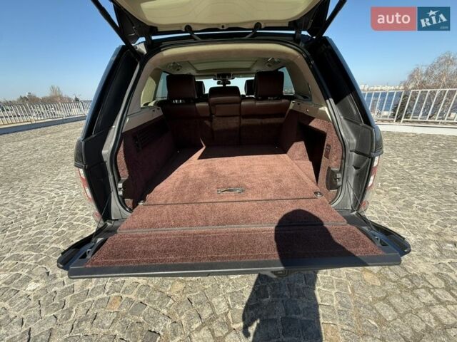 Чорний Ленд Ровер Рендж Ровер, об'ємом двигуна 2.99 л та пробігом 170 тис. км за 37000 $, фото 10 на Automoto.ua