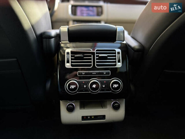 Черный Ленд Ровер Рендж Ровер, объемом двигателя 4.95 л и пробегом 159 тыс. км за 32000 $, фото 18 на Automoto.ua