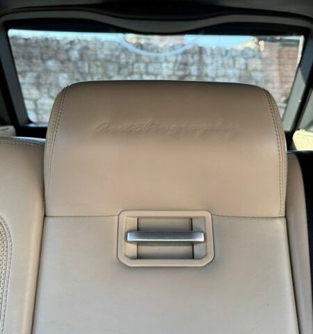 Чорний Ленд Ровер Рендж Ровер, об'ємом двигуна 5 л та пробігом 208 тис. км за 28000 $, фото 17 на Automoto.ua