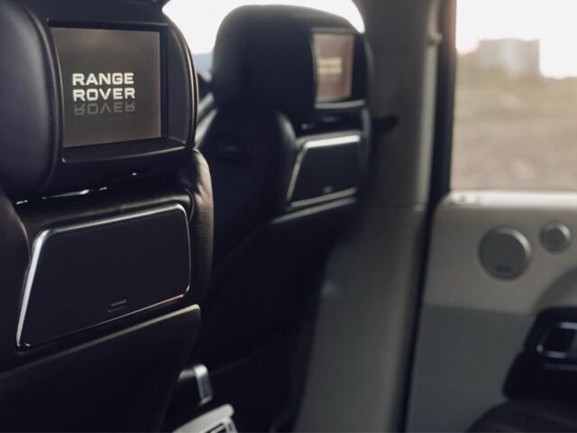 Чорний Ленд Ровер Рендж Ровер, об'ємом двигуна 5 л та пробігом 250 тис. км за 28500 $, фото 5 на Automoto.ua