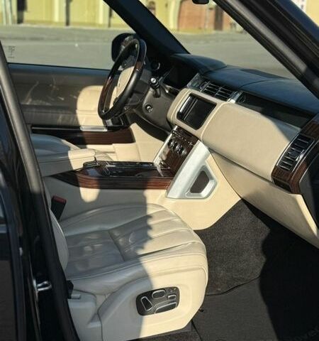 Чорний Ленд Ровер Рендж Ровер, об'ємом двигуна 5 л та пробігом 208 тис. км за 28000 $, фото 13 на Automoto.ua