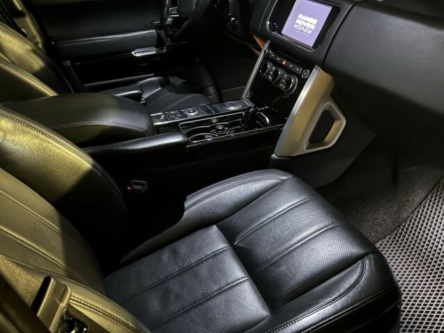 Ленд Ровер Рендж Ровер 2013 у Києві на Automoto.ua Чорний Ленд Ровер Рендж Ровер, об'ємом двигуна 5 л та пробігом 150 тис. км за 32800 $, фото 3 на Automoto.ua