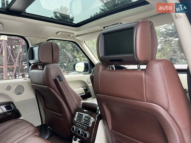 Чорний Ленд Ровер Рендж Ровер, об'ємом двигуна 5 л та пробігом 139 тис. км за 25900 $, фото 28 на Automoto.ua