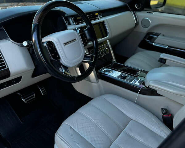 Черный Ленд Ровер Рендж Ровер, объемом двигателя 4.37 л и пробегом 227 тыс. км за 40000 $, фото 24 на Automoto.ua