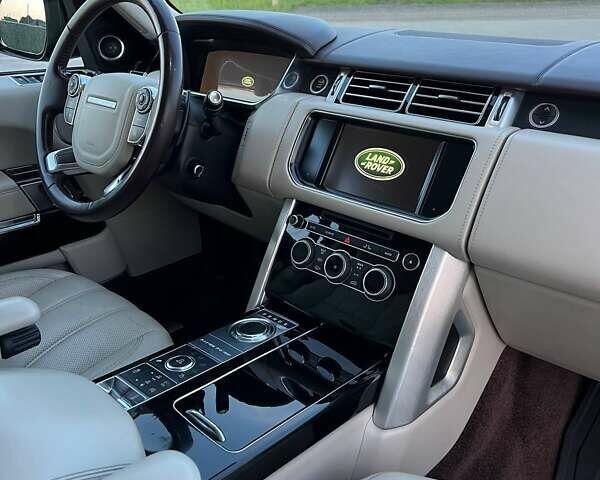 Чорний Ленд Ровер Рендж Ровер, об'ємом двигуна 5 л та пробігом 248 тис. км за 35000 $, фото 16 на Automoto.ua