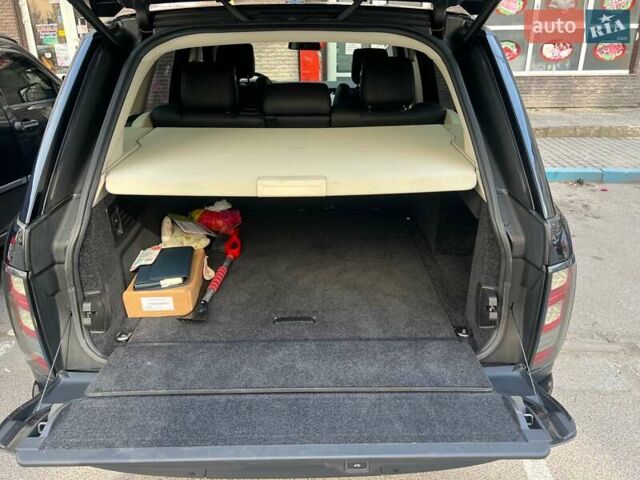 Черный Ленд Ровер Рендж Ровер, объемом двигателя 2.99 л и пробегом 137 тыс. км за 31000 $, фото 7 на Automoto.ua