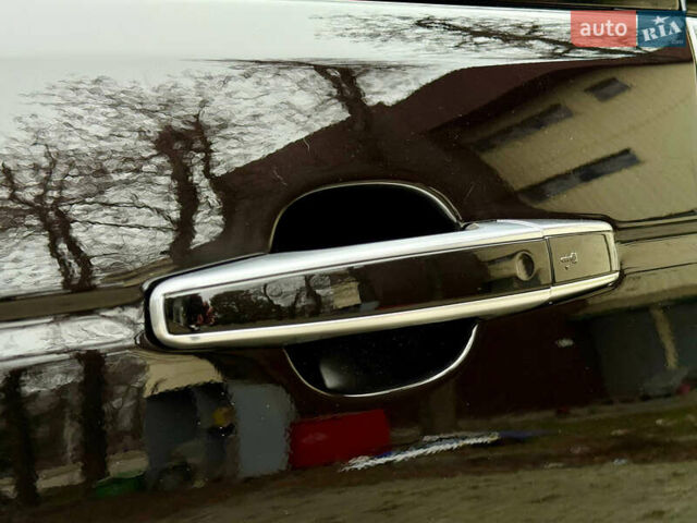 Чорний Ленд Ровер Рендж Ровер, об'ємом двигуна 4.4 л та пробігом 240 тис. км за 29500 $, фото 65 на Automoto.ua