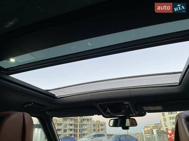 Чорний Ленд Ровер Рендж Ровер, об'ємом двигуна 5 л та пробігом 125 тис. км за 41000 $, фото 41 на Automoto.ua