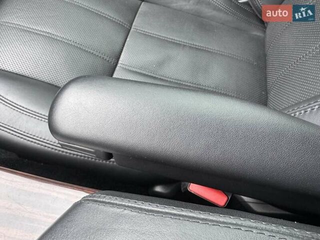 Черный Ленд Ровер Рендж Ровер, объемом двигателя 3 л и пробегом 183 тыс. км за 28900 $, фото 63 на Automoto.ua