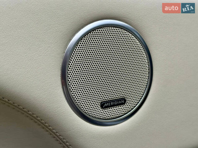 Чорний Ленд Ровер Рендж Ровер, об'ємом двигуна 4.4 л та пробігом 240 тис. км за 29500 $, фото 25 на Automoto.ua