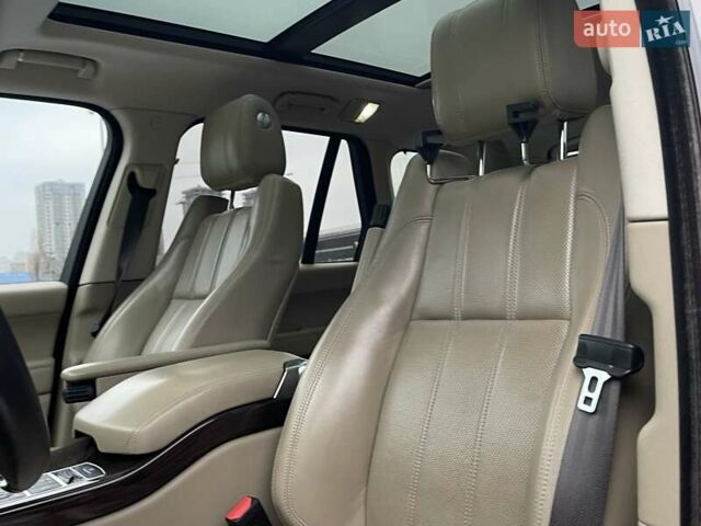 Чорний Ленд Ровер Рендж Ровер, об'ємом двигуна 4.4 л та пробігом 132 тис. км за 36800 $, фото 23 на Automoto.ua