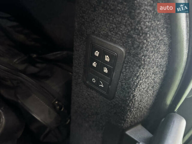 Ленд Ровер Рендж Ровер 2013 у Одесі на Automoto.ua Чорний Ленд Ровер Рендж Ровер, об'ємом двигуна 4.37 л та пробігом 222 тис. км за 31900 $, фото 73 на Automoto.ua