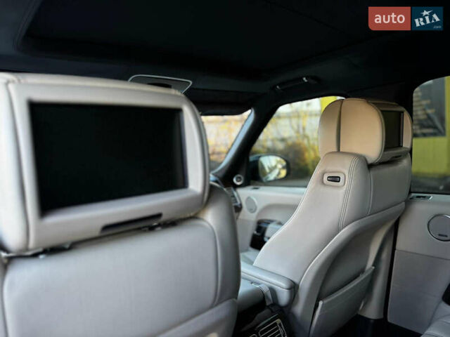 Черный Ленд Ровер Рендж Ровер, объемом двигателя 4.37 л и пробегом 227 тыс. км за 40000 $, фото 18 на Automoto.ua