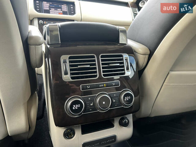 Черный Ленд Ровер Рендж Ровер, объемом двигателя 4.37 л и пробегом 170 тыс. км за 27900 $, фото 9 на Automoto.ua