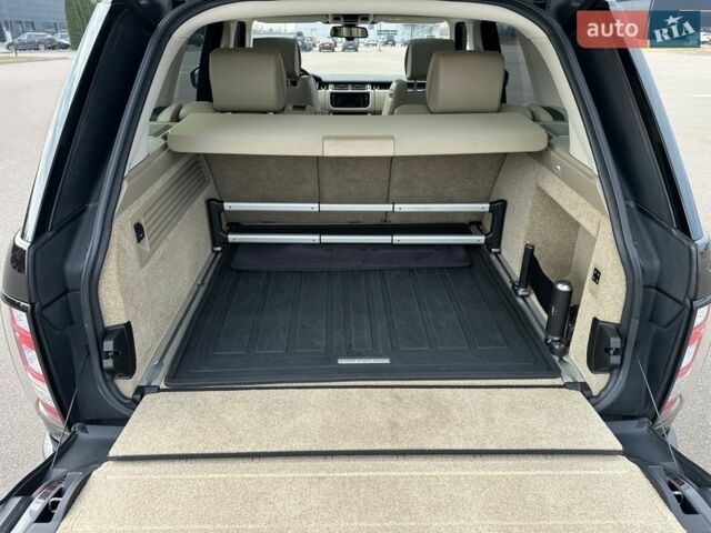 Черный Ленд Ровер Рендж Ровер, объемом двигателя 5 л и пробегом 52 тыс. км за 37800 $, фото 31 на Automoto.ua