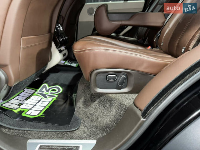 Чорний Ленд Ровер Рендж Ровер, об'ємом двигуна 4.37 л та пробігом 246 тис. км за 32299 $, фото 36 на Automoto.ua