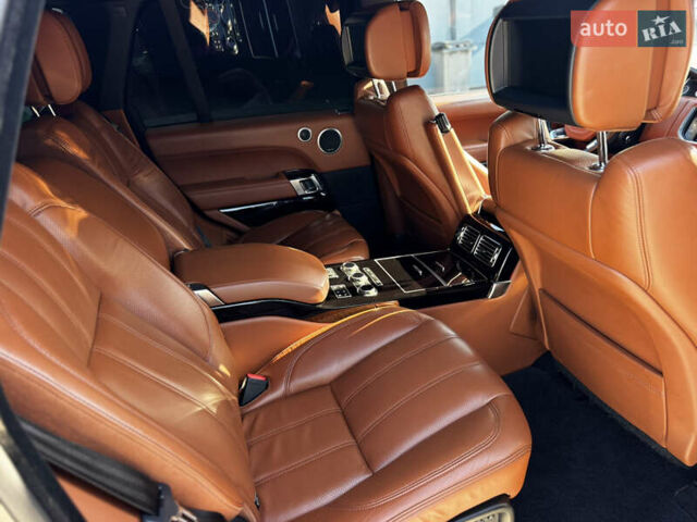 Ленд Ровер Рендж Ровер 2014 у Житомирі на Automoto.ua Чорний Ленд Ровер Рендж Ровер, об'ємом двигуна 5 л та пробігом 144 тис. км за 38999 $, фото 64 на Automoto.ua