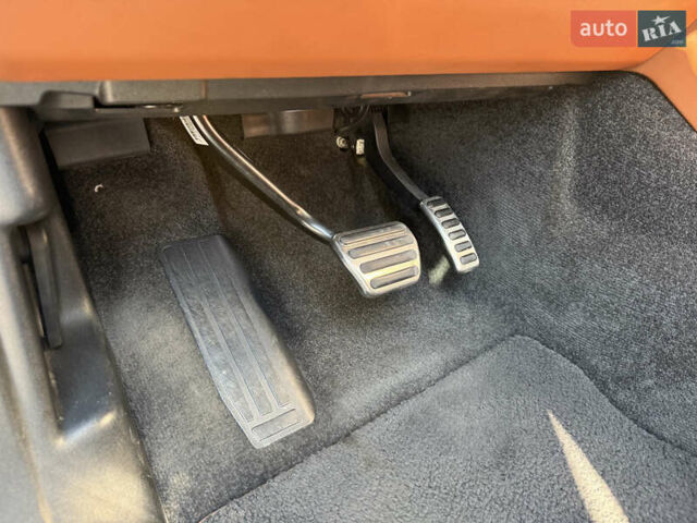 Черный Ленд Ровер Рендж Ровер, объемом двигателя 4.37 л и пробегом 202 тыс. км за 61499 $, фото 44 на Automoto.ua