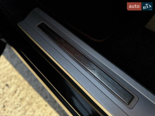 Ленд Ровер Рендж Ровер 2014 у Житомирі на Automoto.ua Чорний Ленд Ровер Рендж Ровер, об'ємом двигуна 5 л та пробігом 144 тис. км за 38999 $, фото 49 на Automoto.ua