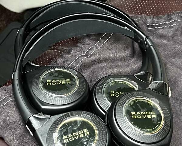 Черный Ленд Ровер Рендж Ровер, объемом двигателя 5 л и пробегом 175 тыс. км за 40300 $, фото 32 на Automoto.ua