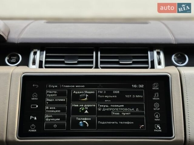 Чорний Ленд Ровер Рендж Ровер, об'ємом двигуна 4.4 л та пробігом 221 тис. км за 28800 $, фото 25 на Automoto.ua