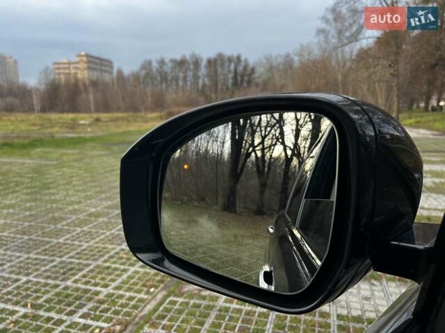 Черный Ленд Ровер Рендж Ровер, объемом двигателя 5 л и пробегом 175 тыс. км за 40300 $, фото 65 на Automoto.ua