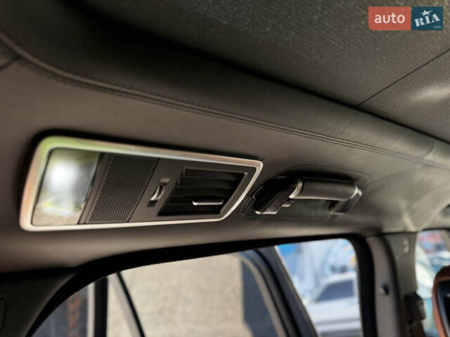 Ленд Ровер Рендж Ровер 2014 у Житомирі на Automoto.ua Чорний Ленд Ровер Рендж Ровер, об'ємом двигуна 5 л та пробігом 144 тис. км за 38999 $, фото 40 на Automoto.ua