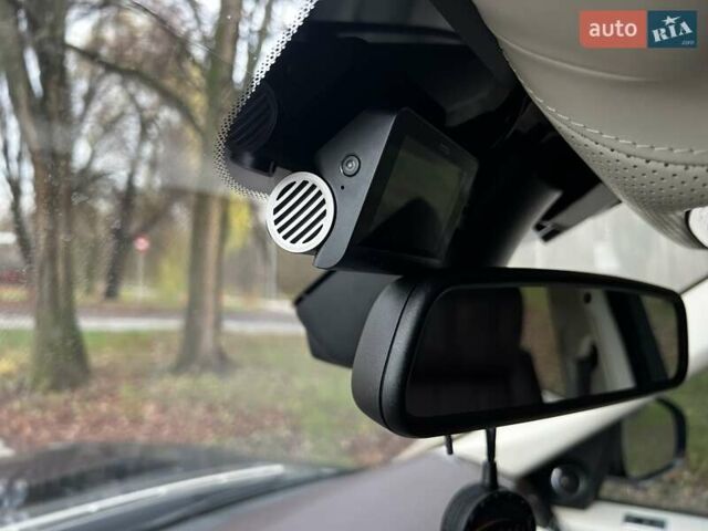 Чорний Ленд Ровер Рендж Ровер, об'ємом двигуна 5 л та пробігом 174 тис. км за 41000 $, фото 58 на Automoto.ua