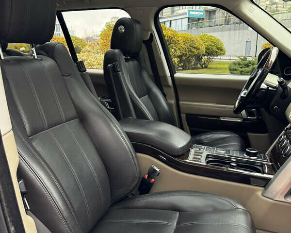 Чорний Ленд Ровер Рендж Ровер, об'ємом двигуна 2.99 л та пробігом 230 тис. км за 28000 $, фото 5 на Automoto.ua