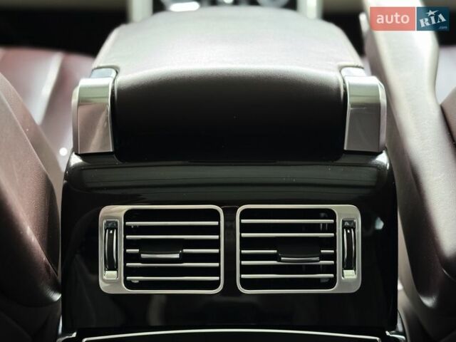 Чорний Ленд Ровер Рендж Ровер, об'ємом двигуна 4.4 л та пробігом 221 тис. км за 28800 $, фото 43 на Automoto.ua