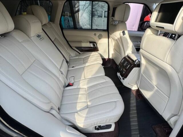 Чорний Ленд Ровер Рендж Ровер, об'ємом двигуна 4.4 л та пробігом 220 тис. км за 40000 $, фото 4 на Automoto.ua