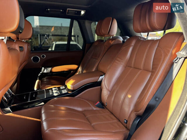 Ленд Ровер Рендж Ровер 2014 у Житомирі на Automoto.ua Чорний Ленд Ровер Рендж Ровер, об'ємом двигуна 5 л та пробігом 144 тис. км за 38999 $, фото 44 на Automoto.ua