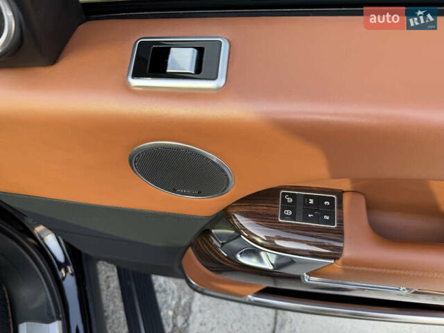 Черный Ленд Ровер Рендж Ровер, объемом двигателя 4.37 л и пробегом 202 тыс. км за 61499 $, фото 69 на Automoto.ua