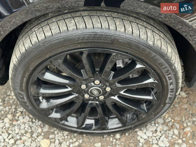 Чорний Ленд Ровер Рендж Ровер, об'ємом двигуна 5 л та пробігом 200 тис. км за 29000 $, фото 9 на Automoto.ua