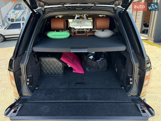 Ленд Ровер Рендж Ровер 2014 у Житомирі на Automoto.ua Чорний Ленд Ровер Рендж Ровер, об'ємом двигуна 5 л та пробігом 144 тис. км за 38999 $, фото 53 на Automoto.ua