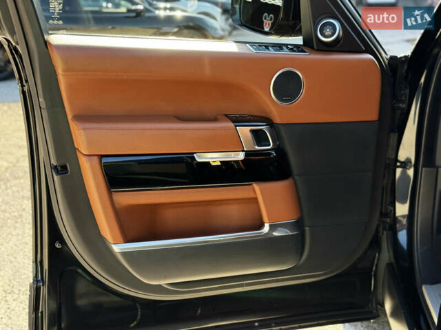 Ленд Ровер Рендж Ровер 2014 у Житомирі на Automoto.ua Чорний Ленд Ровер Рендж Ровер, об'ємом двигуна 5 л та пробігом 144 тис. км за 38999 $, фото 24 на Automoto.ua