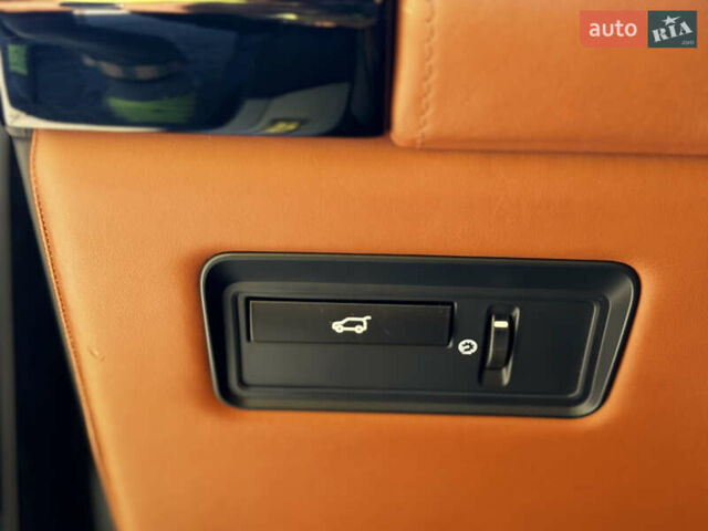 Ленд Ровер Рендж Ровер 2014 у Житомирі на Automoto.ua Чорний Ленд Ровер Рендж Ровер, об'ємом двигуна 5 л та пробігом 144 тис. км за 38999 $, фото 30 на Automoto.ua