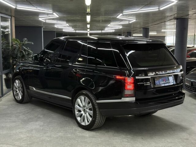 Чорний Ленд Ровер Рендж Ровер, об'ємом двигуна 4.4 л та пробігом 97 тис. км за 49000 $, фото 12 на Automoto.ua