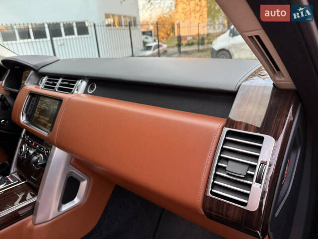 Чорний Ленд Ровер Рендж Ровер, об'ємом двигуна 4.37 л та пробігом 165 тис. км за 37500 $, фото 31 на Automoto.ua